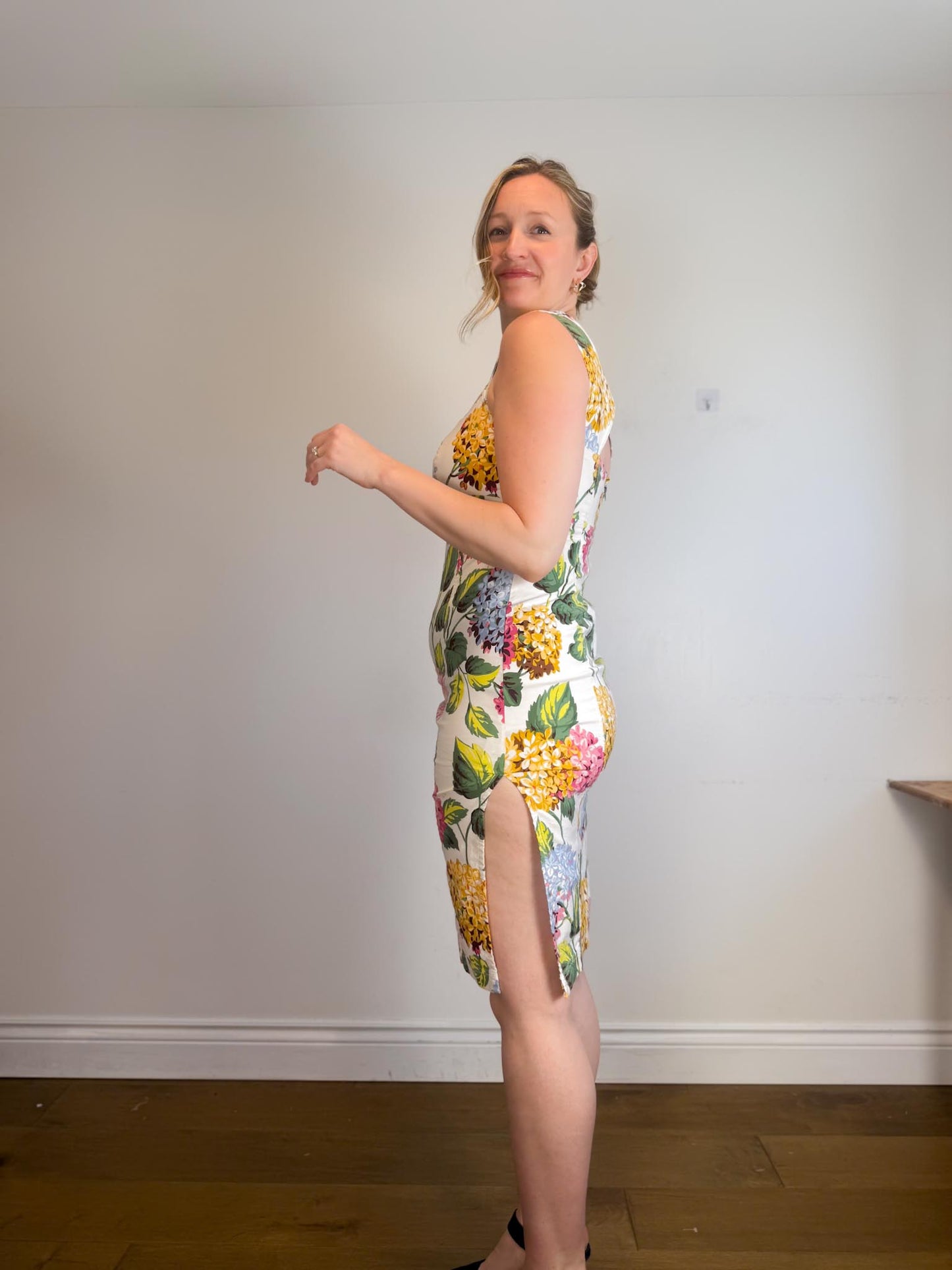 Anthropologie "Slim Square-Neck Dress in Hydrangea Print" (Size M)