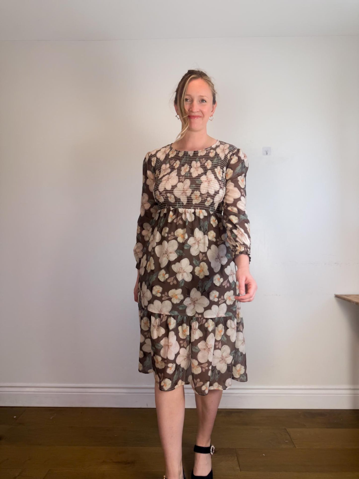 Mad About You x Jilly Box "The Grace Midi Dress in Floral" (Size S/M)