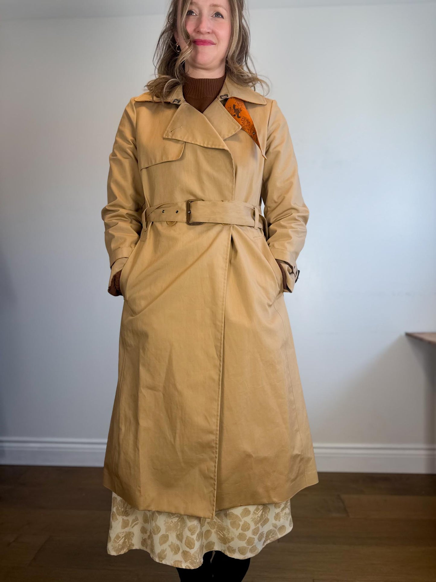 Banana Republic Khaki Trench Coat (Size M/L)