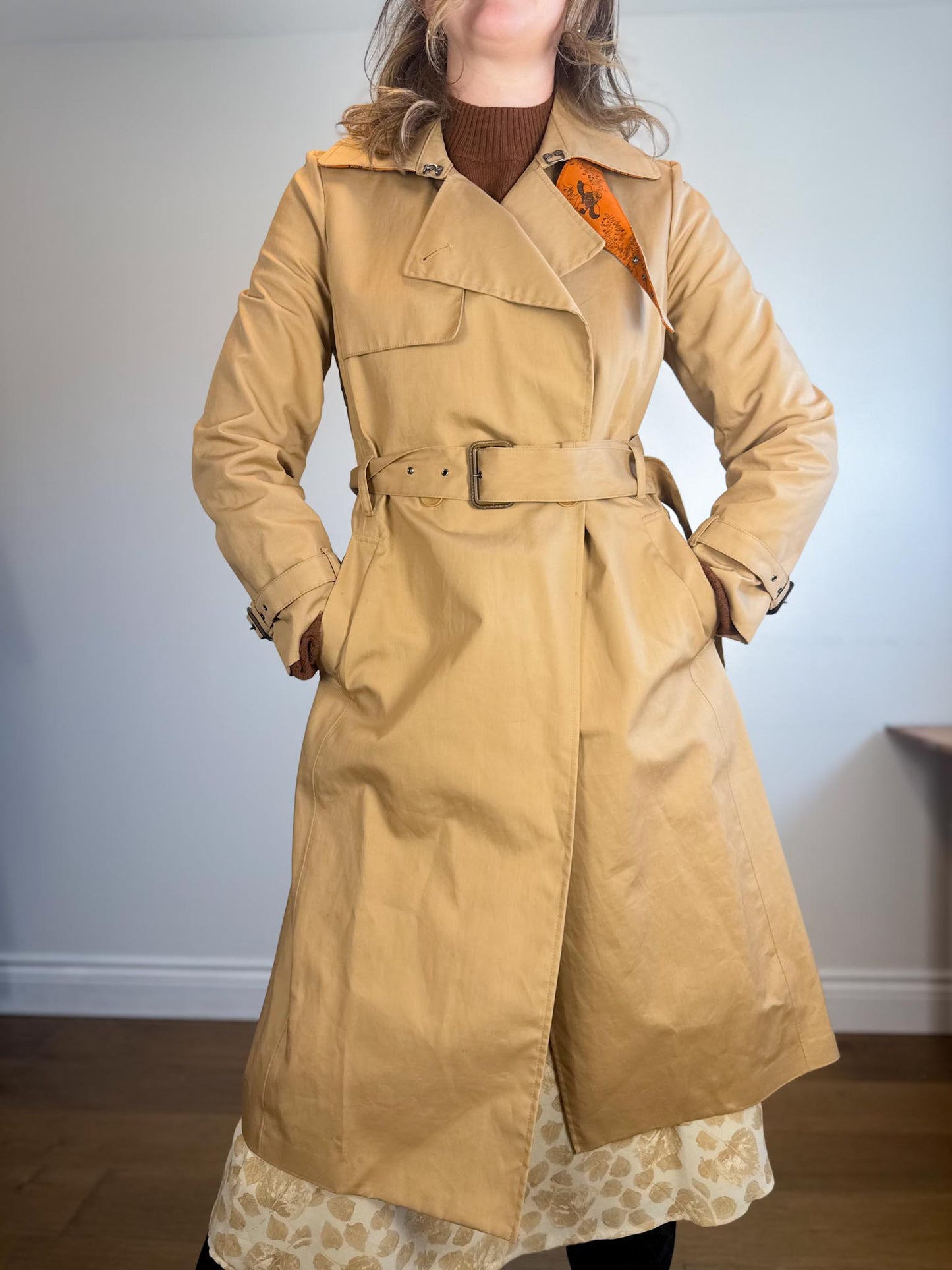 Banana Republic Khaki Trench Coat (Size M/L)