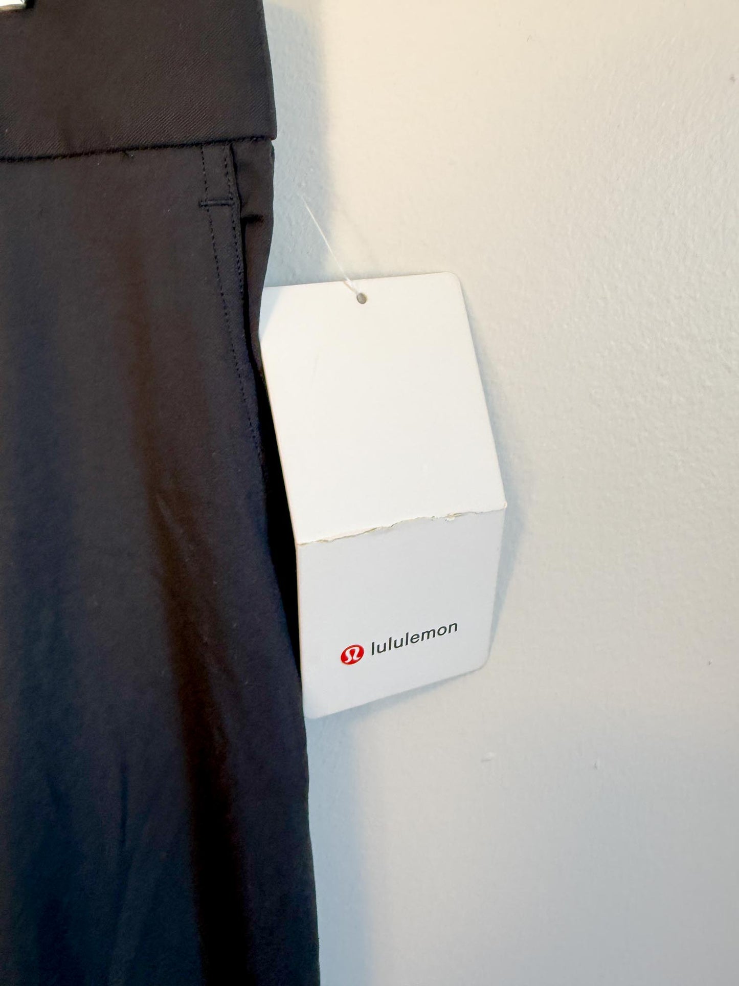 Lululemon "Pleat Front High Rise Trousers in Black" NWT (Size 14)