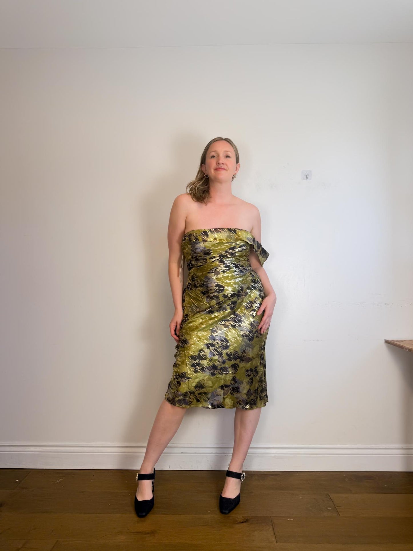 Anthropologie "One-Shoulder Printed Slim Midi Dress in Green/Gold" NWT (Size XL)