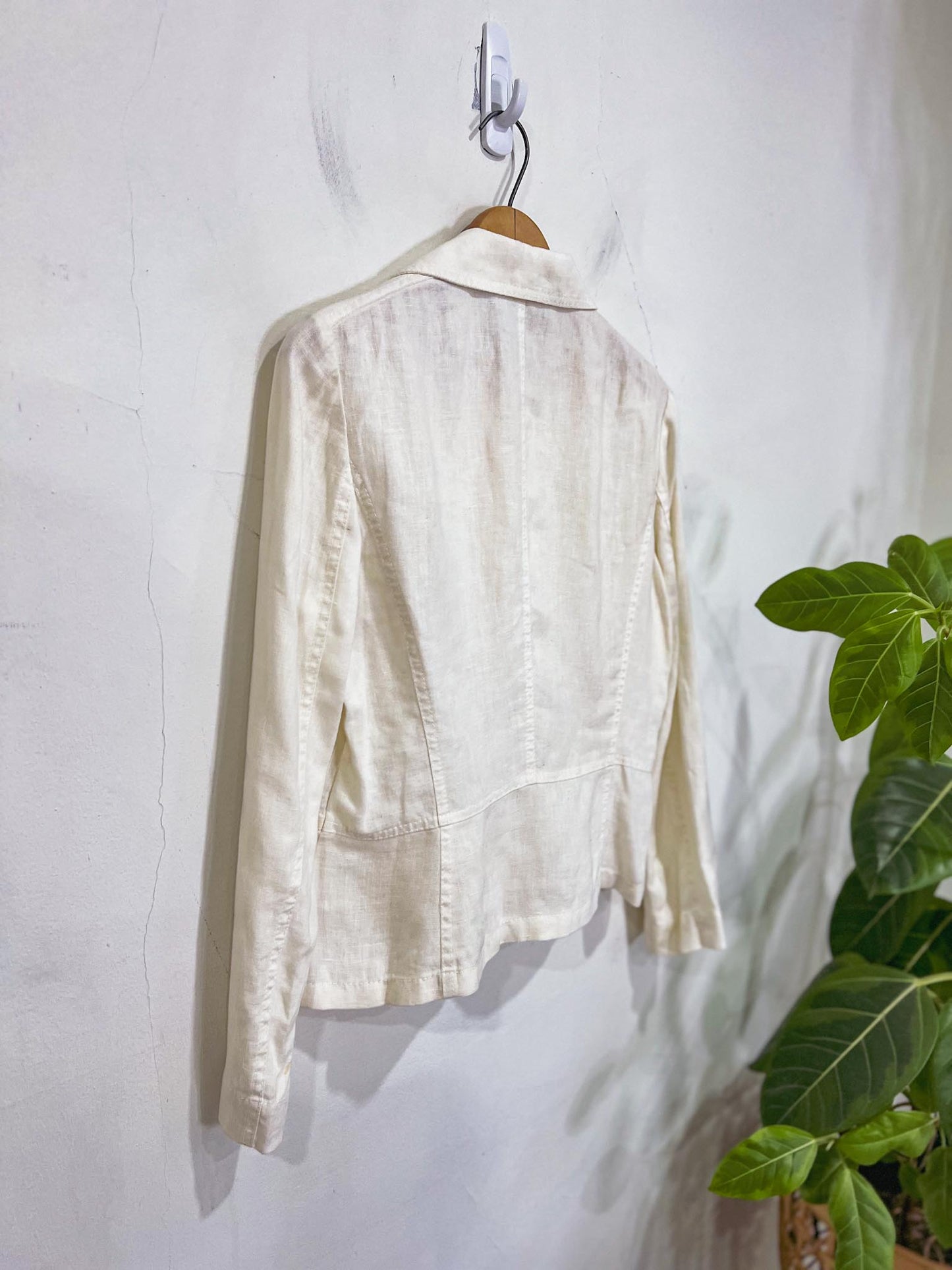 Laurel Designer White Linen Blazer (Size S)