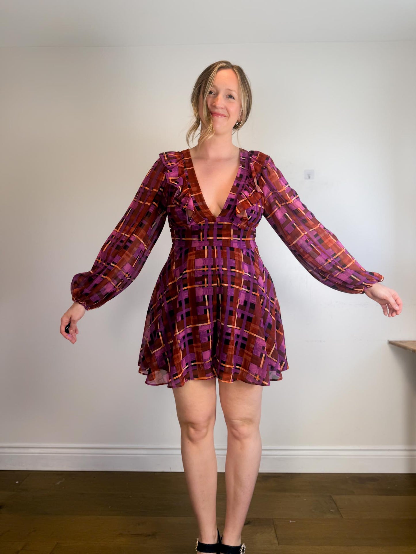 Anthropologie "Hutch Long-Sleeve Deep-V Romper in Check Print" NWT (Size M/L)