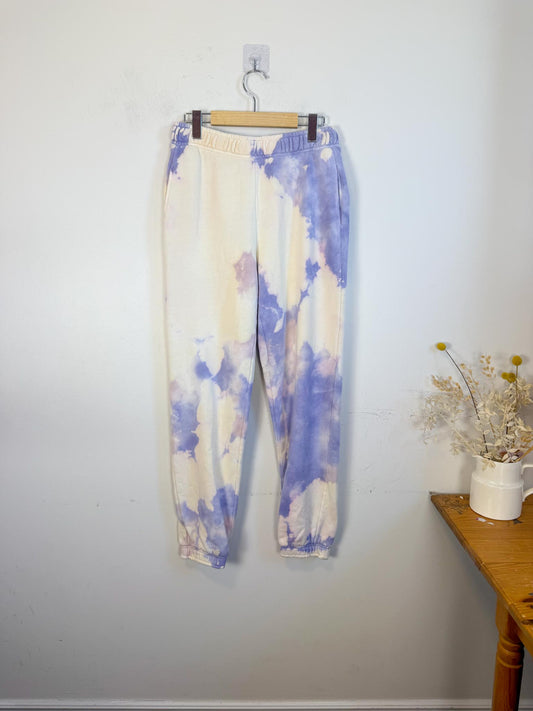 Cotton Citizen "Brooklyn Sweatpants in Lilac Blast" (Size M)
