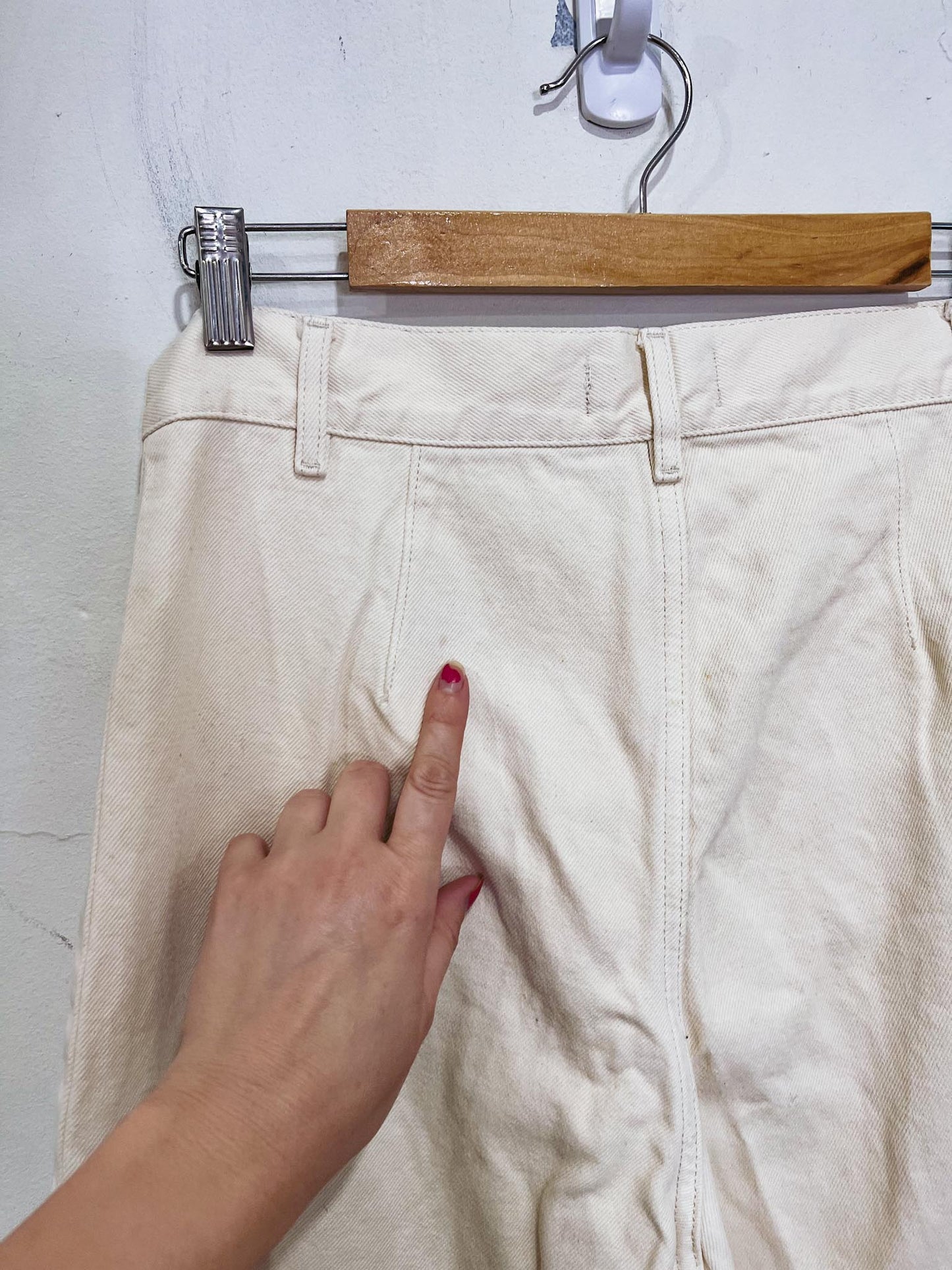 & Other Stories Patch Pocket Jeans in Cream (Size M)