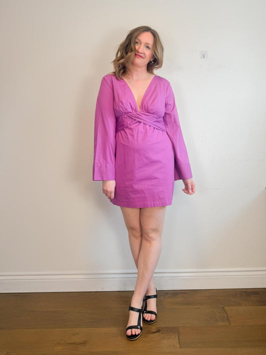 Free People "Feeling Fabulous Bell Sleeve Mini Dress in Magenta" (Size M)