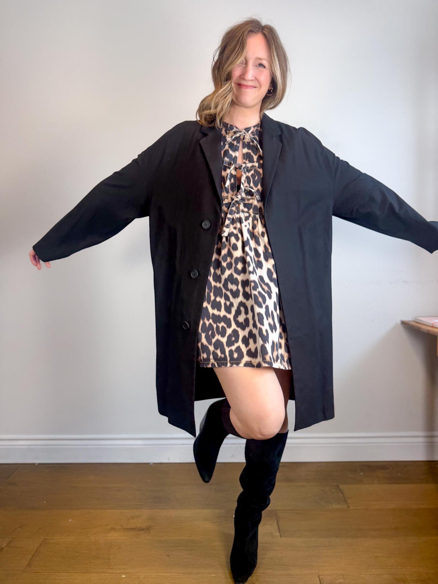 COS Lightweight Cotton Trench Coat in Black (Size L/XL)