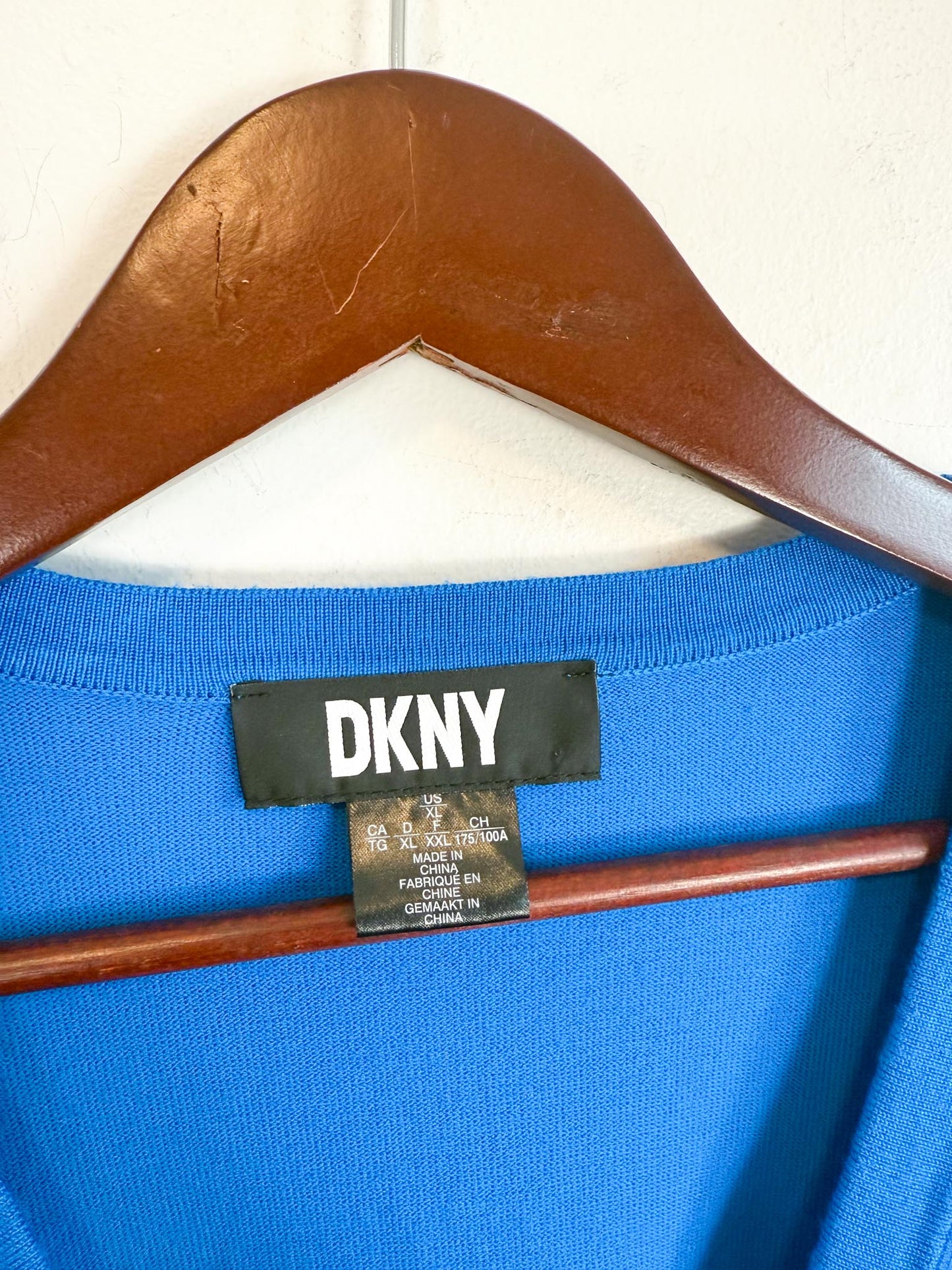 DKNY "Ribbed Knit Puff Sleeve T-Shirt in Blue (Size XL)