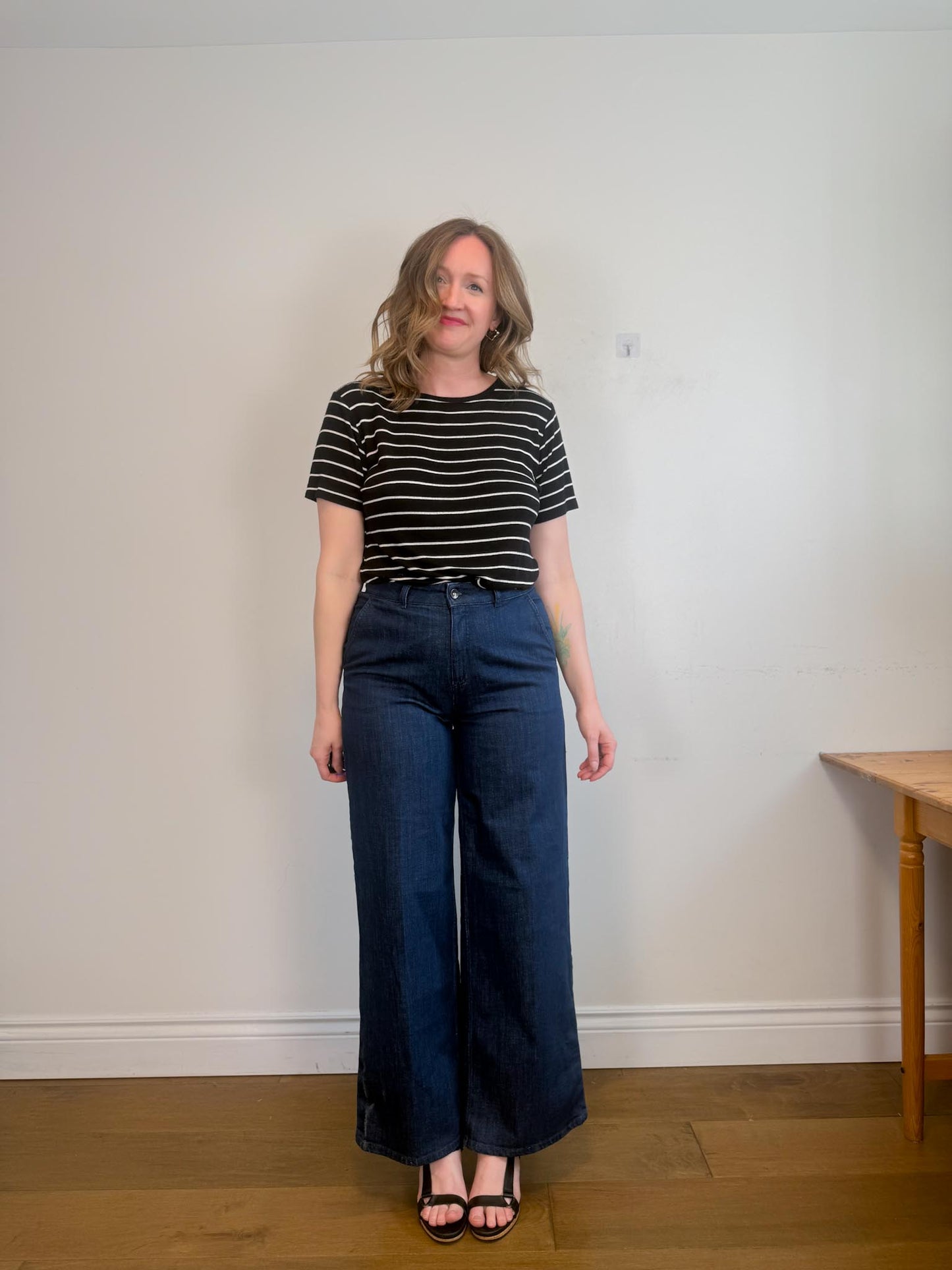 Sisley Organic Cotton Wide Leg Denim in Dark Wash (Size 31)
