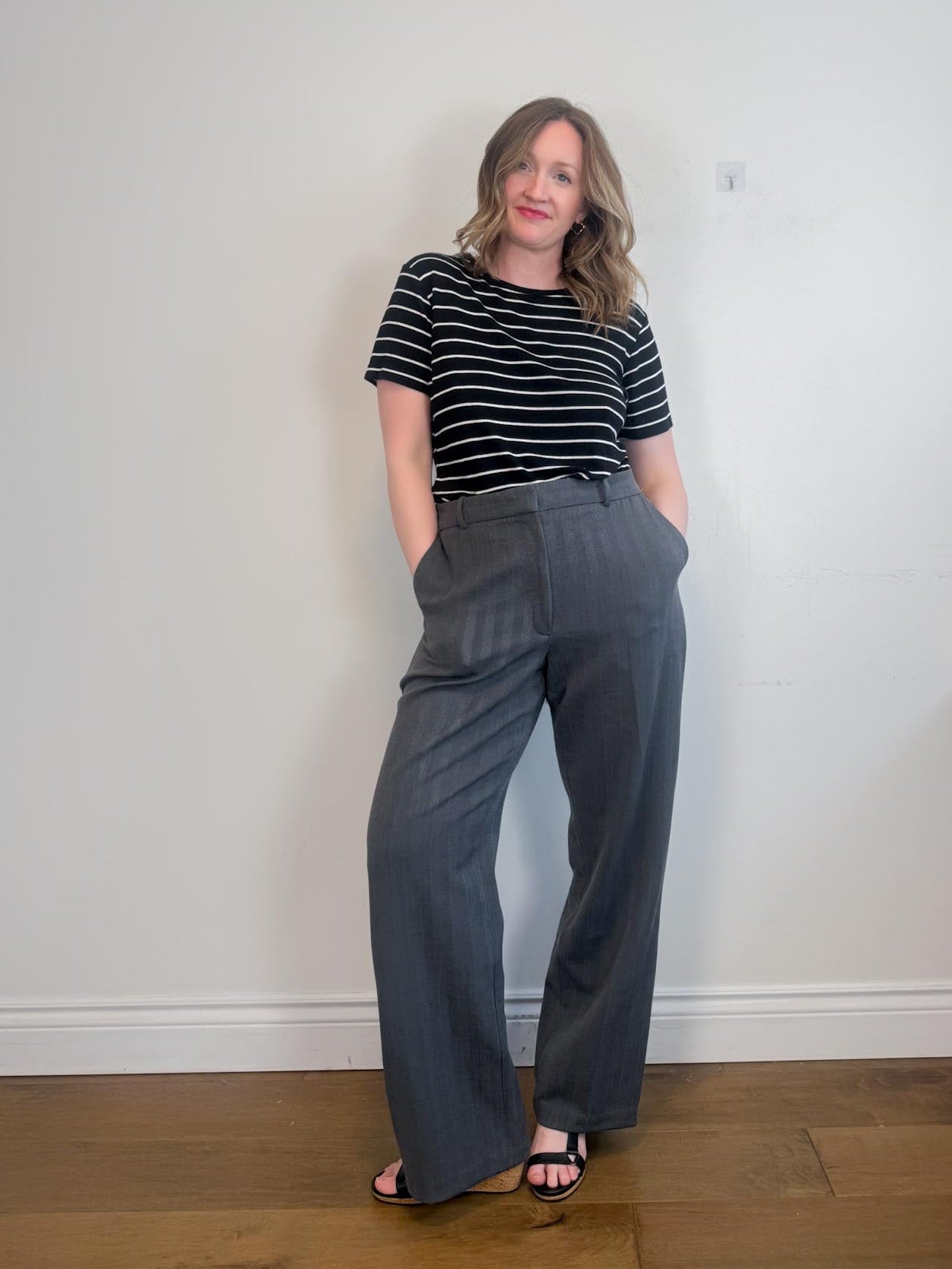 Babaton High Rise Trousers in Grey (Size 16)