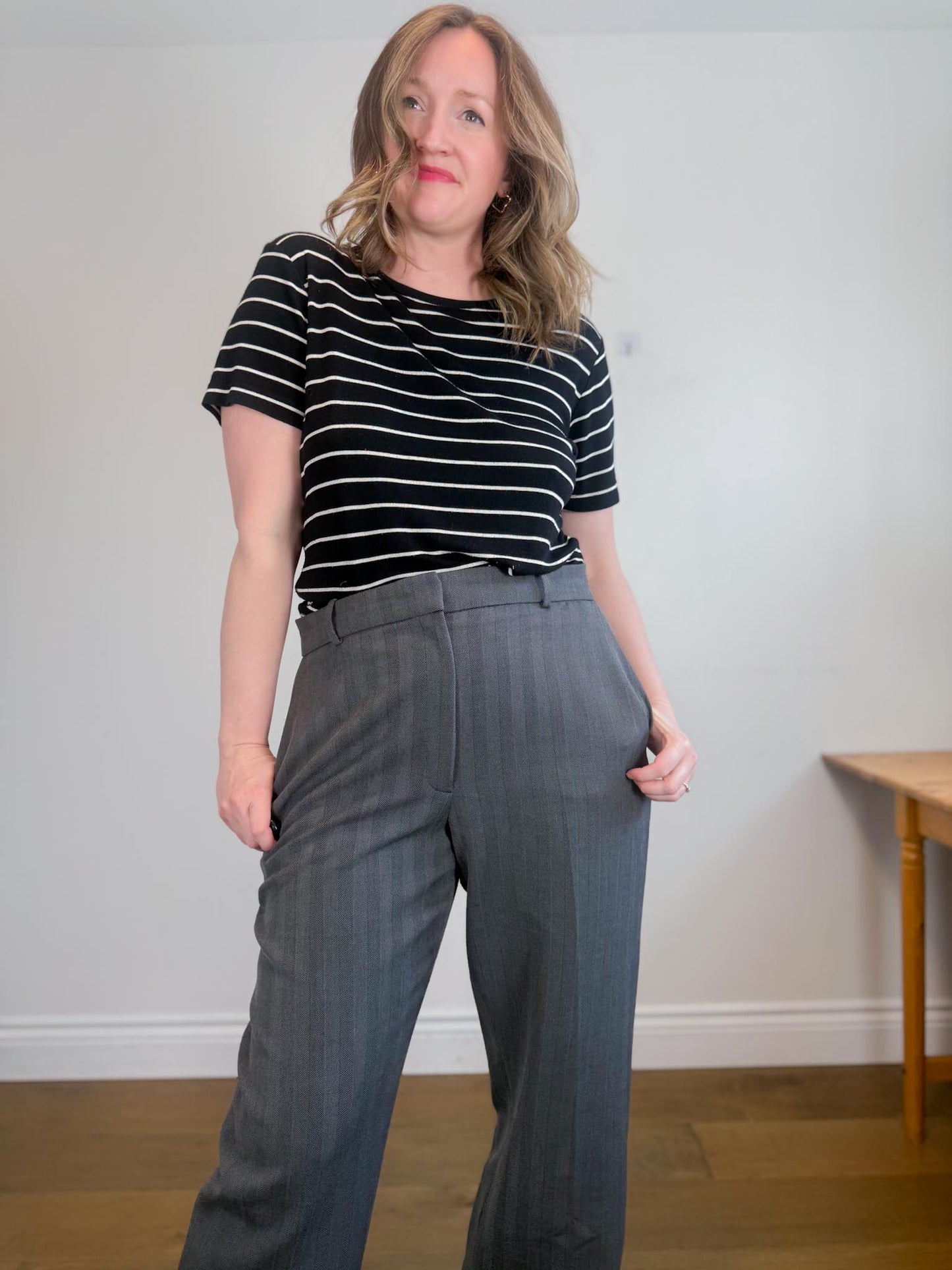 Babaton High Rise Trousers in Grey (Size 16)
