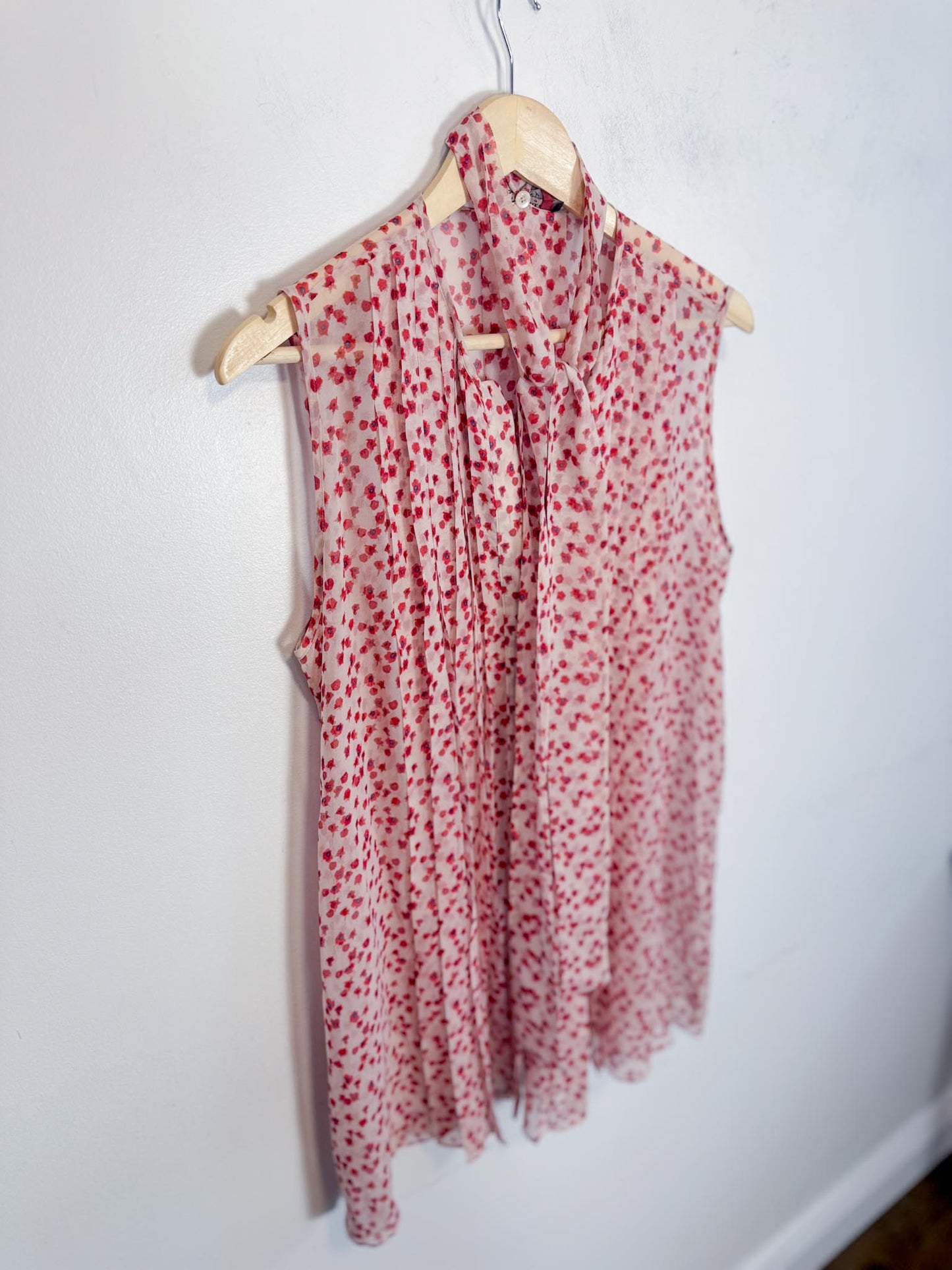 Max Mara Floral Sheer Blouse with Neck Tie in Red/White (Size L)