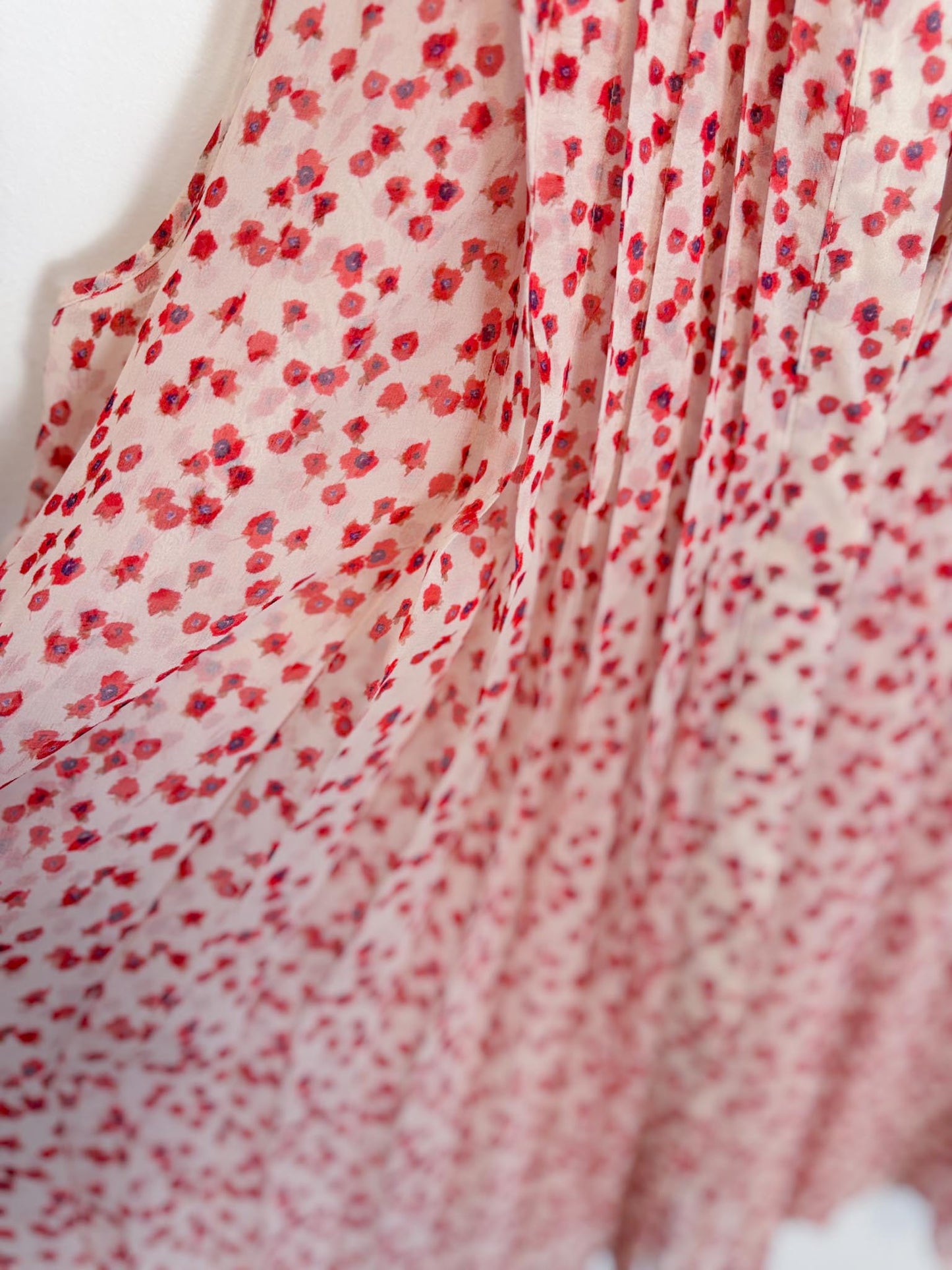 Max Mara Floral Sheer Blouse with Neck Tie in Red/White (Size L)