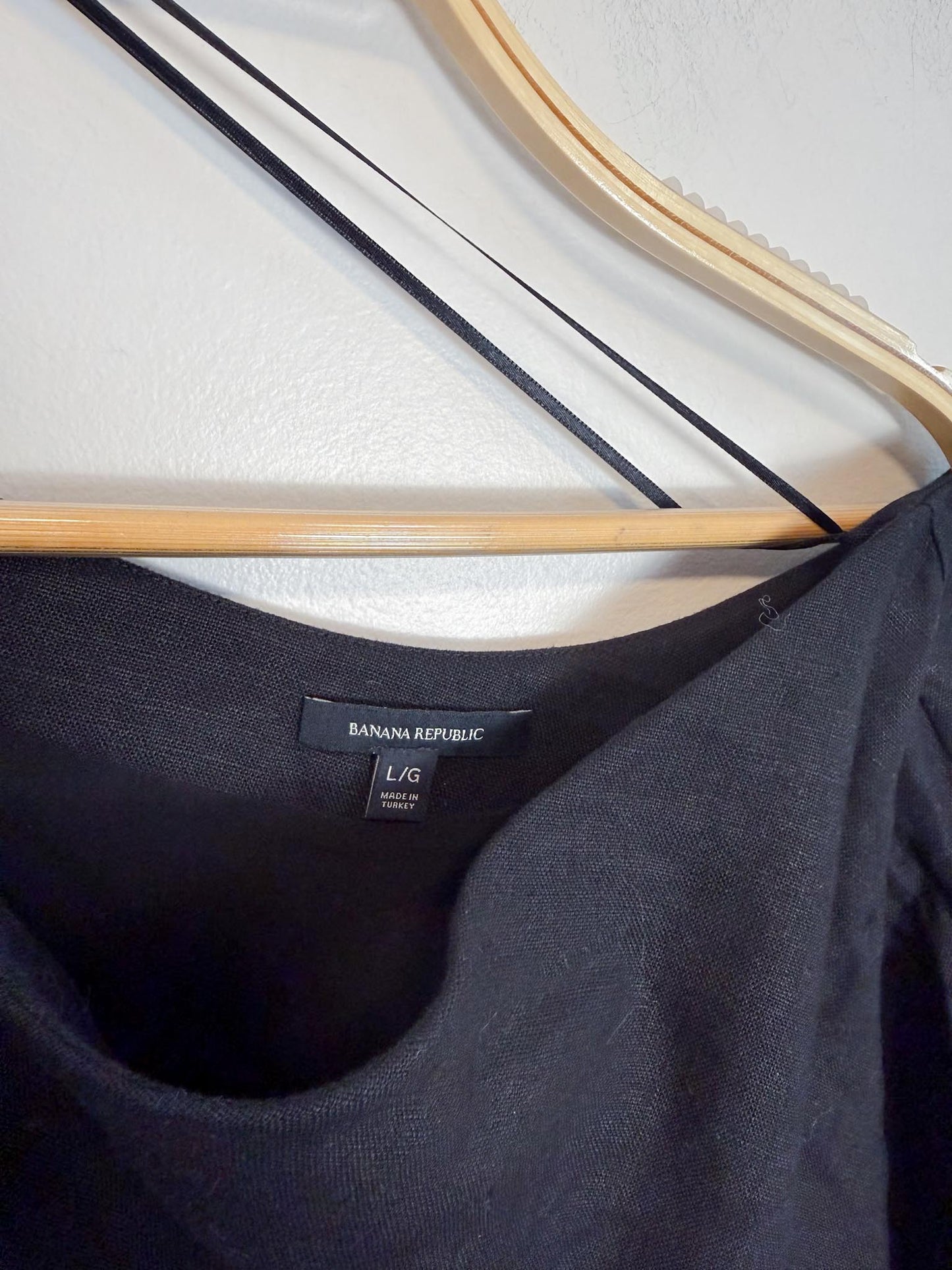 Banana Republic One Shoulder Linen Top in Black (Size L)