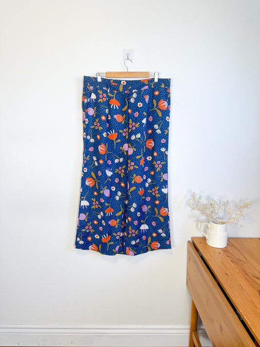 Princess Highway x ModCloth Linen Wide Leg Pants in Floral Print (Size 16)