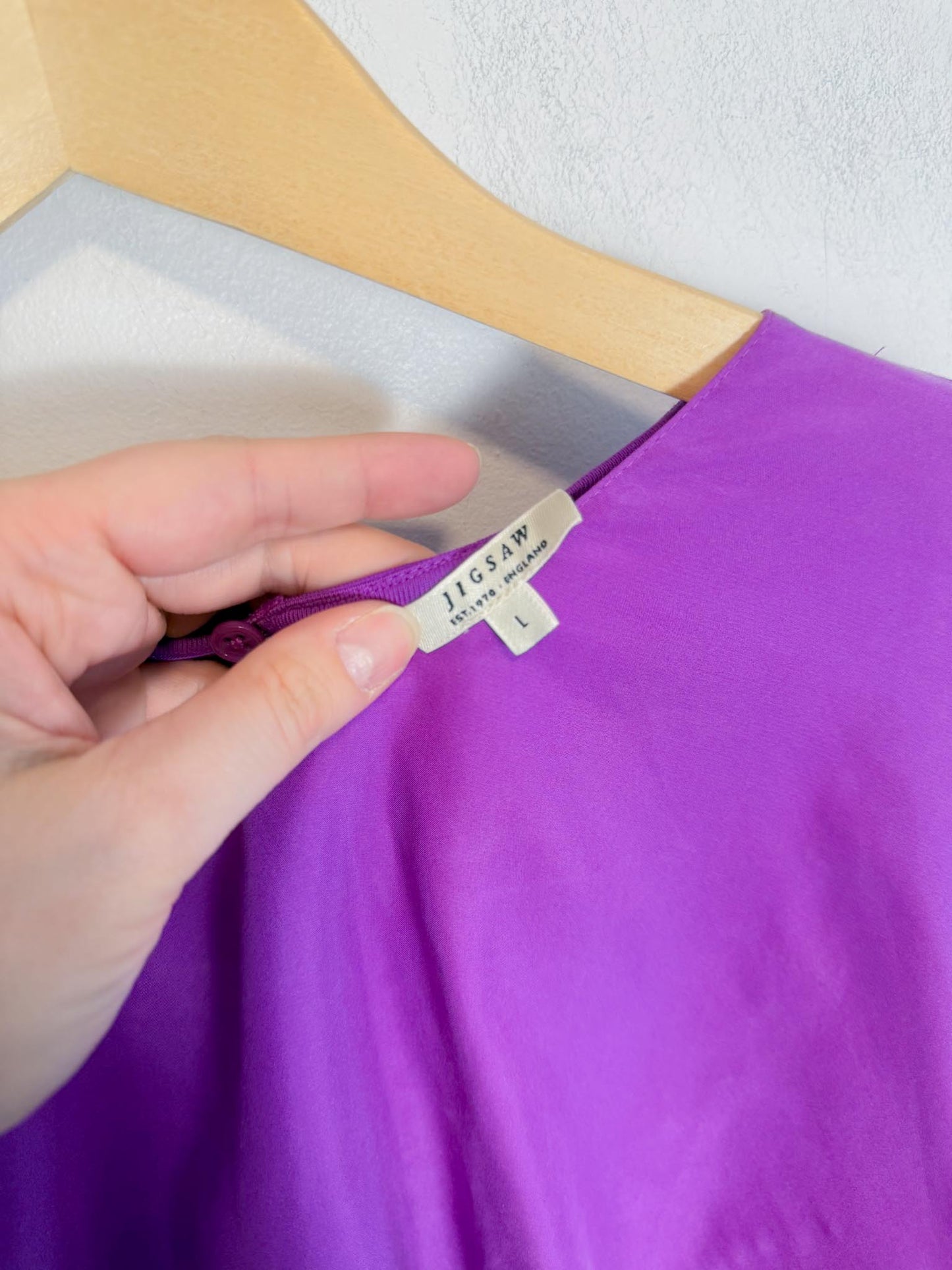 JIGSAW "Silk Front Ruched Waist Top in Purple" (Size L)