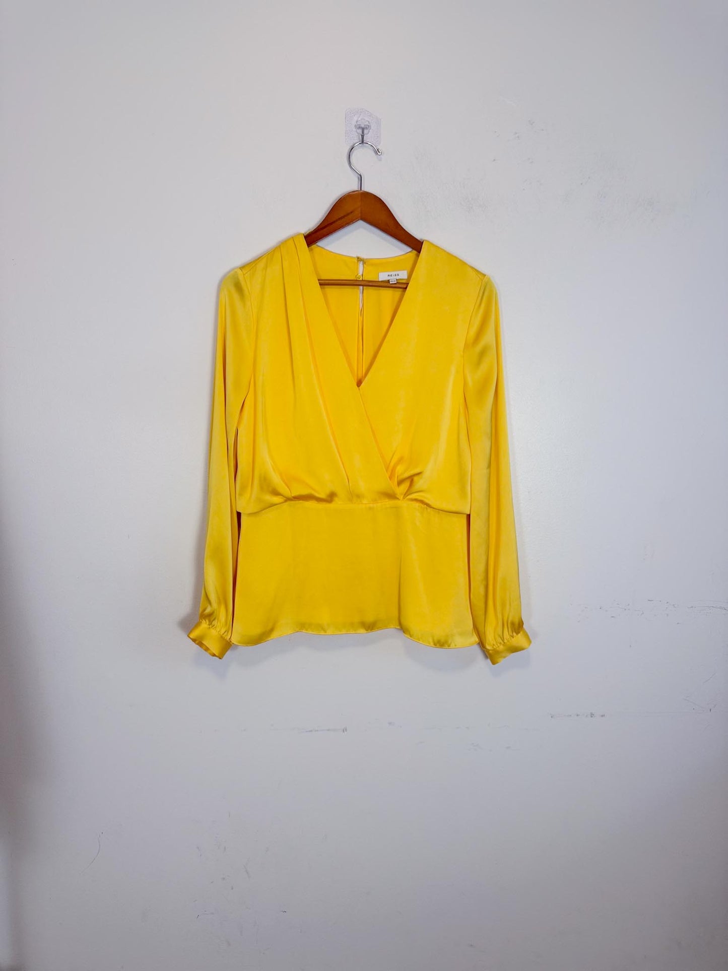 REISS Satin Long Sleeve Top in Yellow (Size 10)