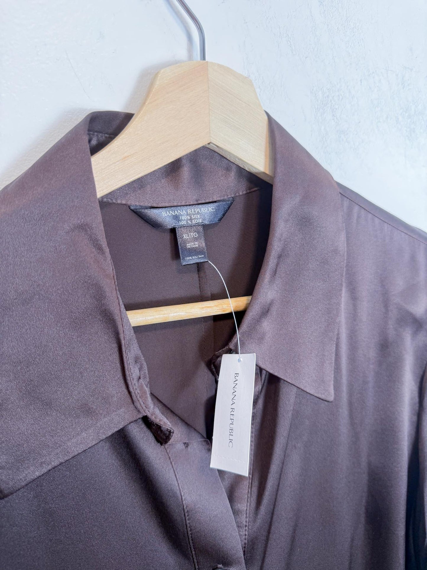 Banana Republic Silk Blouse in Brown NWT (Size XL)
