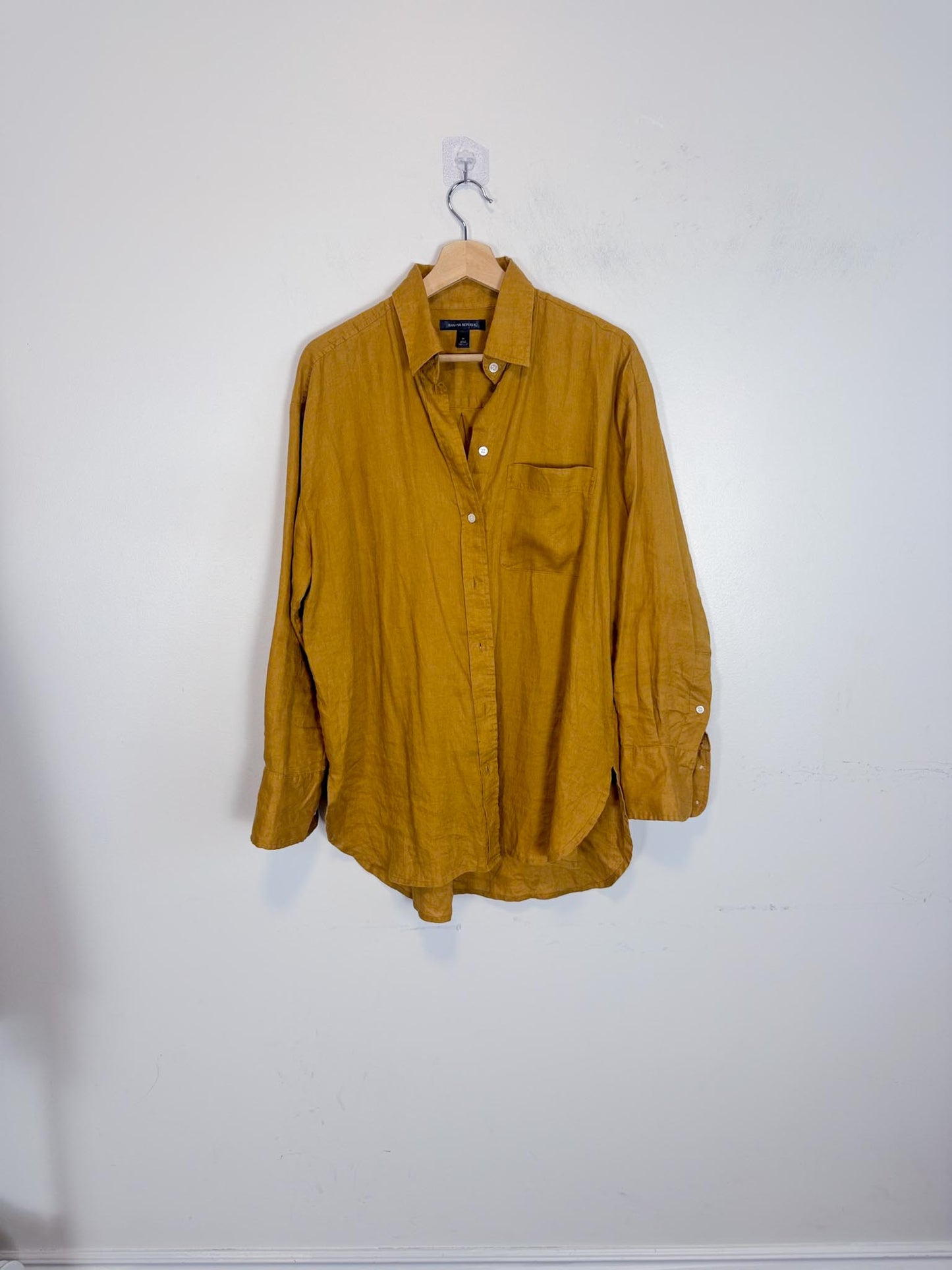 Banana Republic Linen Blouse in Mustard (Size M)