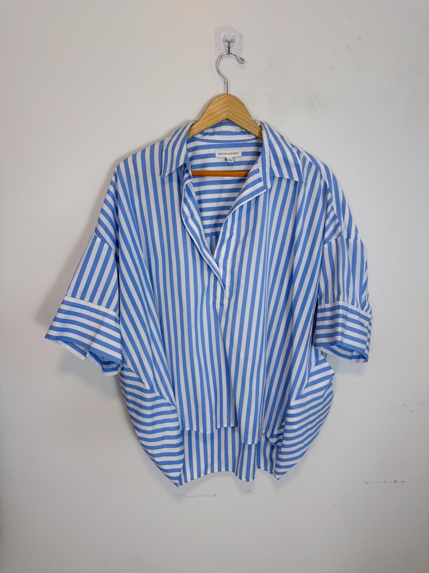 Banana Republic Striped Tunic Top in Blue/White (Size M)