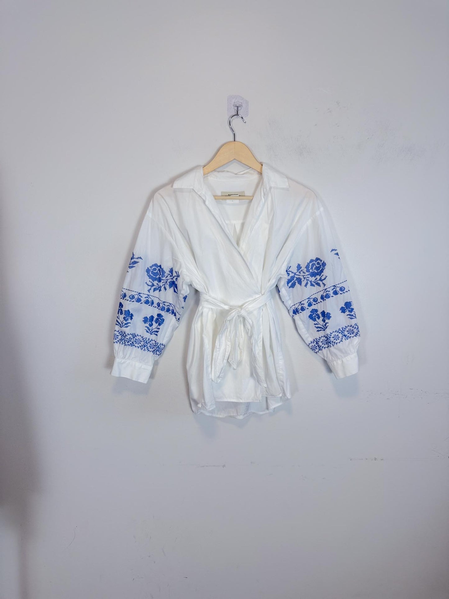 Weekend Max Mara"Embroidered Wrap Blouse in White/Blue" (Size L)