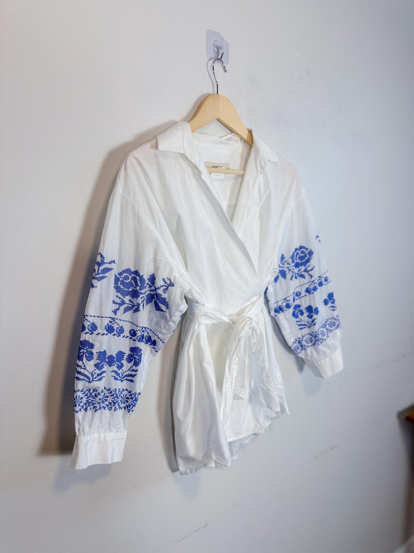 Weekend Max Mara"Embroidered Wrap Blouse in White/Blue" (Size L)
