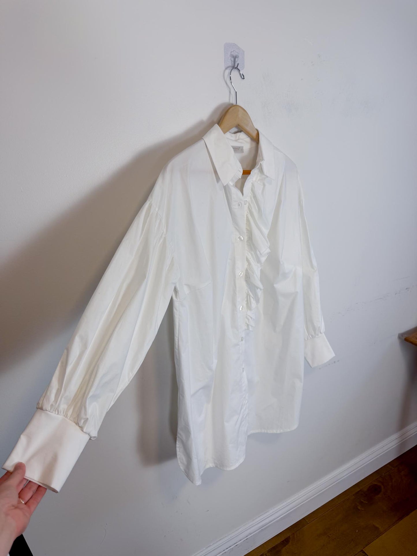 RINASCHIMENTO Long Ruffled Blouse in White (Size L)