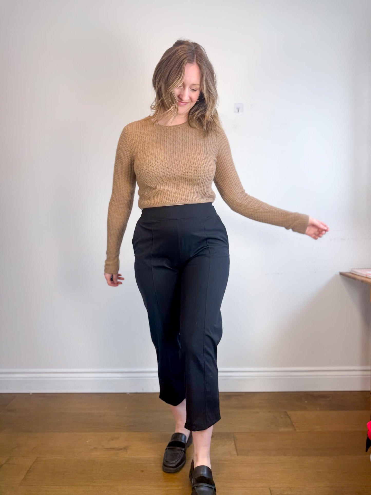 Kit & Ace High Rise Cropped Pants in Black (Size 12)