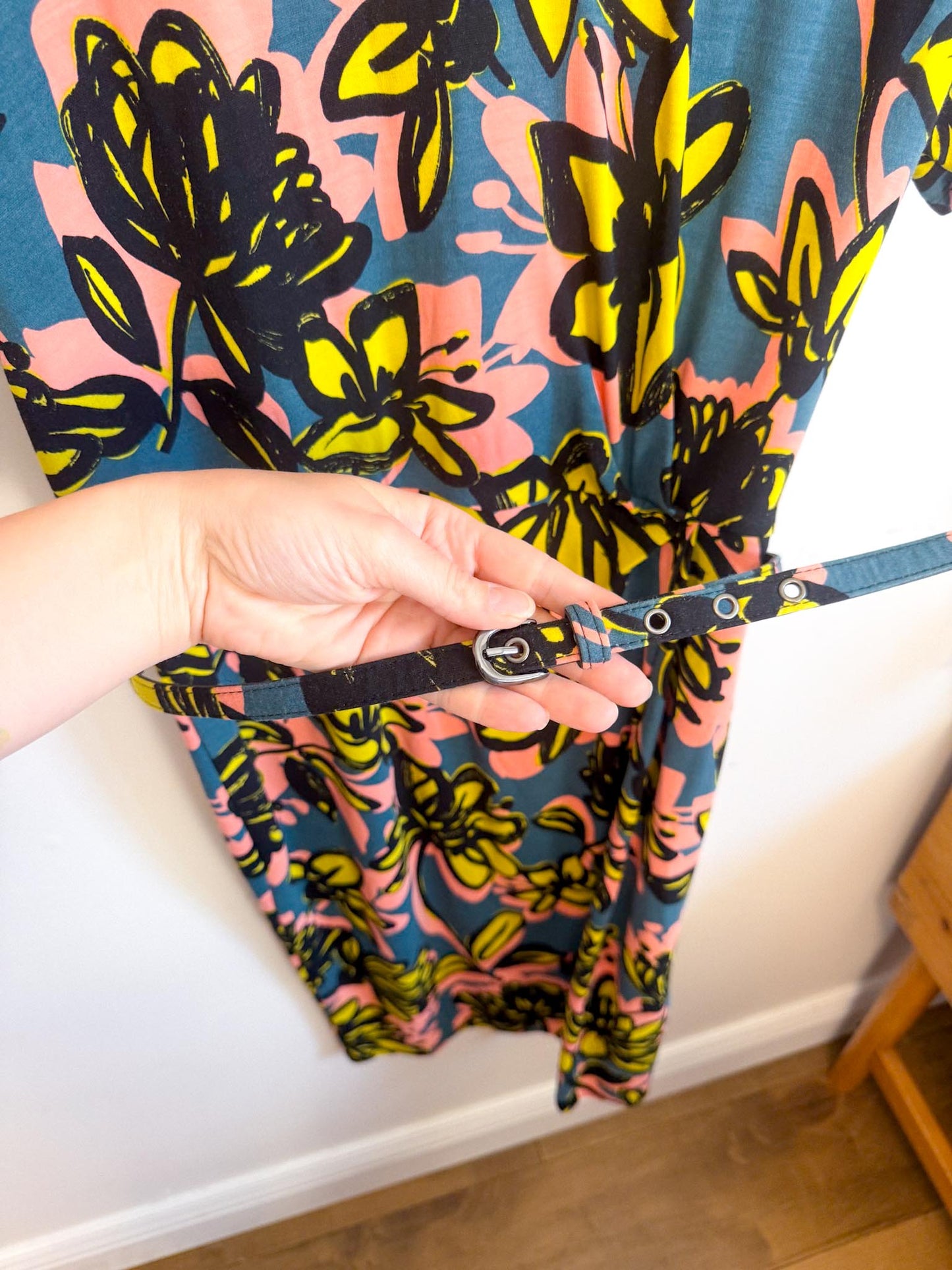 Weekend MaxMara "Caneva Knit Belted Dress in Floral" (Size M/L)