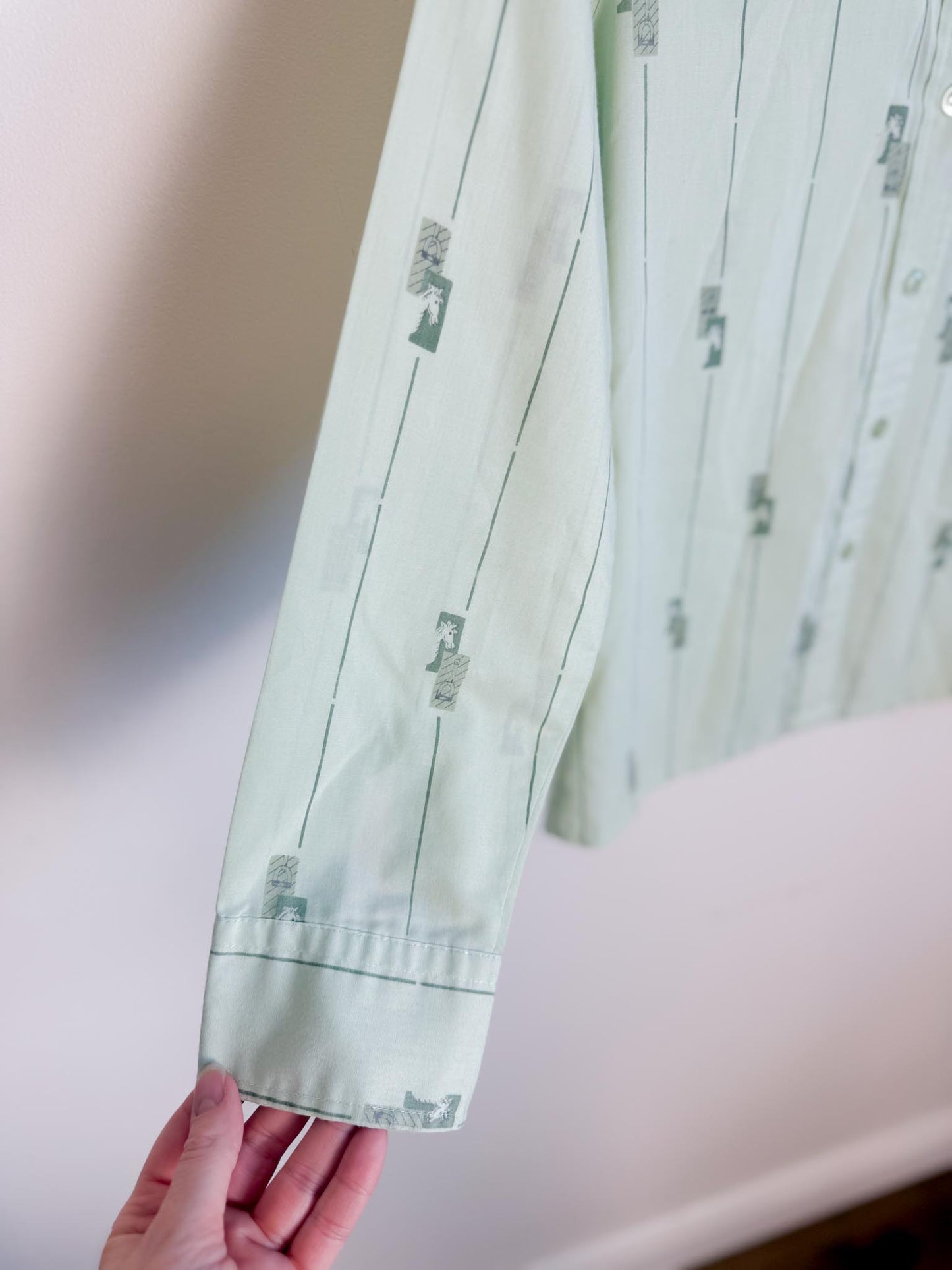 Vintage Horse Print Button Down in Green (Size S)