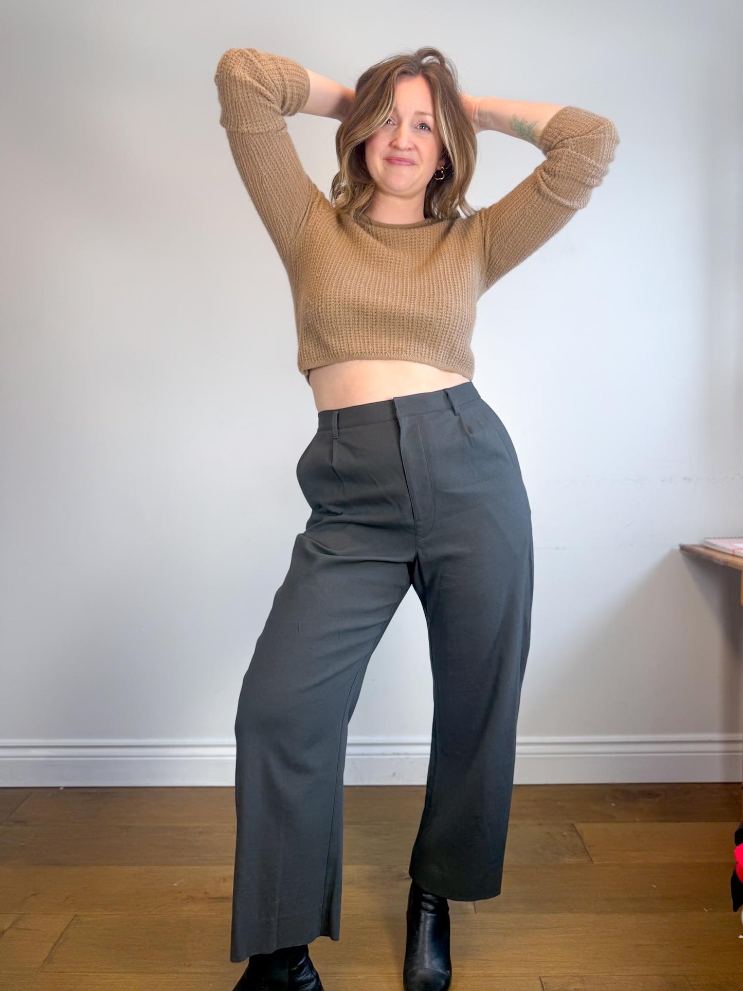 LEMAIRE Barrel Leg Trouser in Charcoal (Size 44)