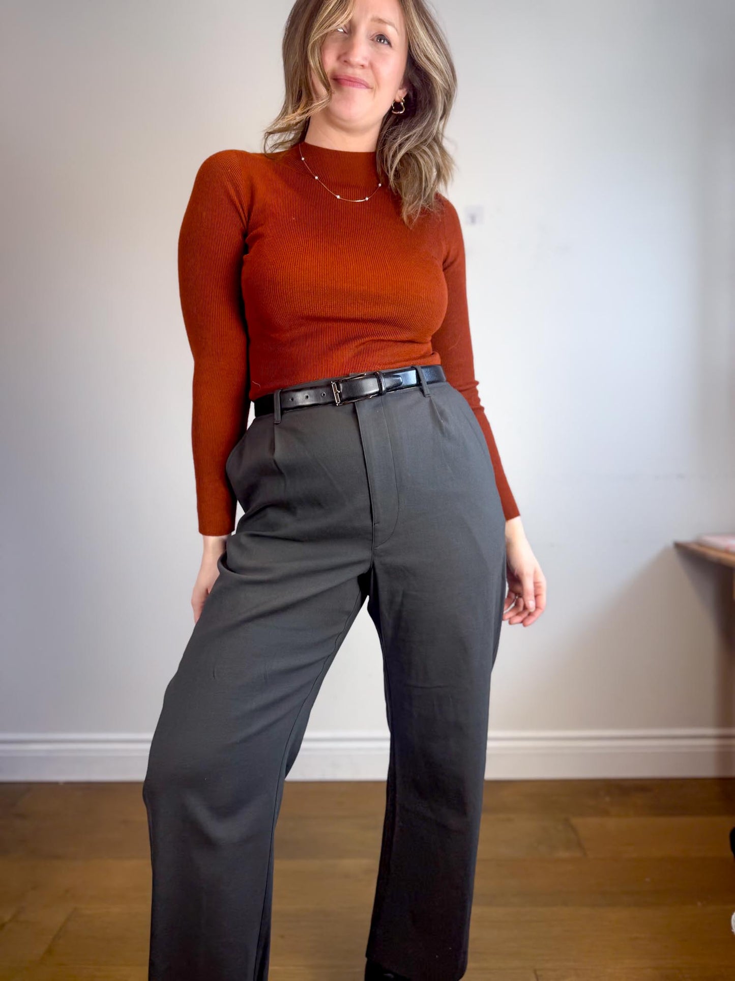 LEMAIRE Barrel Leg Trouser in Charcoal (Size 44)