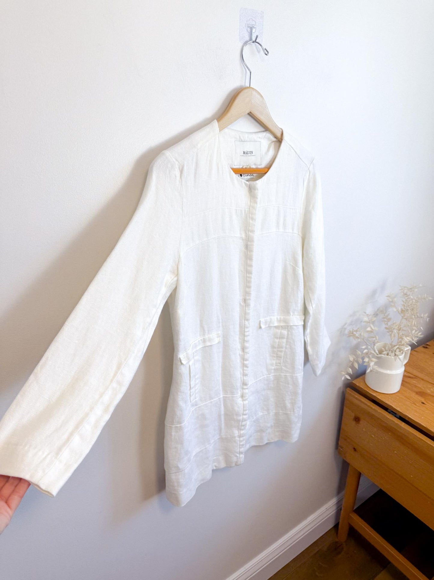 MALVIN Long Linen Jacket in White (Size M)