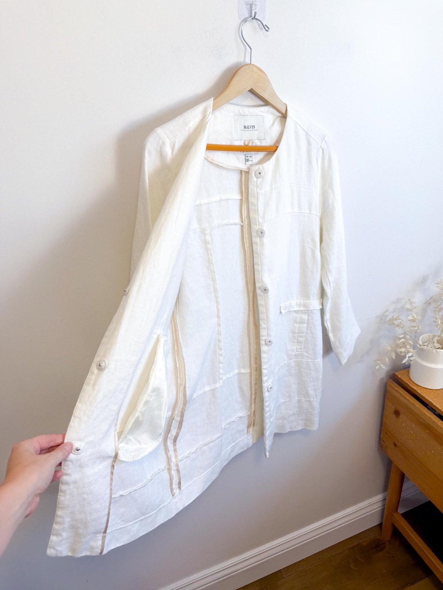 MALVIN Long Linen Jacket in White (Size M)