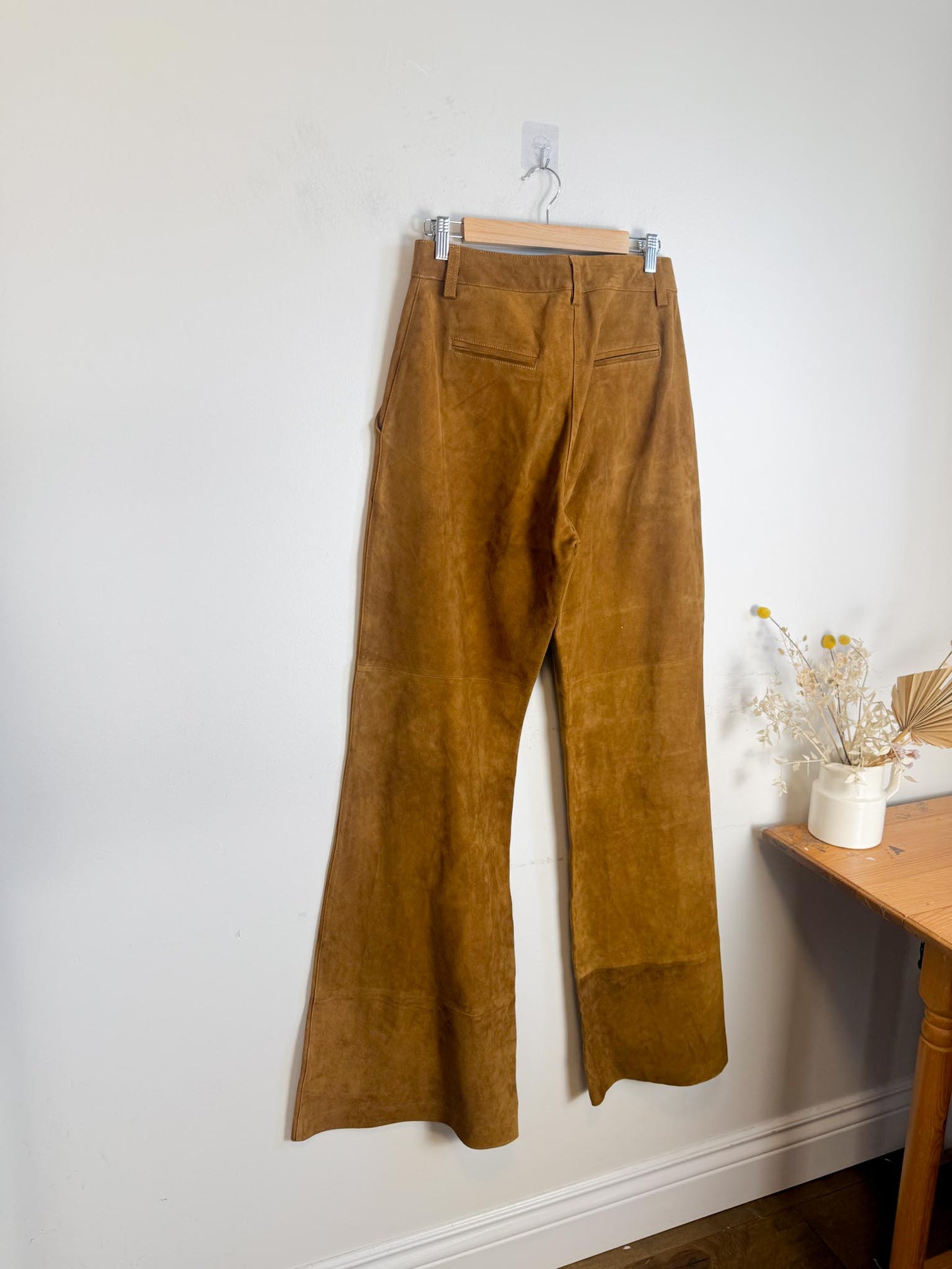Understated Leather Suede Dream Pants in Brown (Size M)