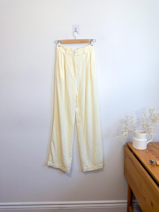 DONNI Slow Fashion "Donni Twill Pleated Pant - Crème" (Size XS/S)
