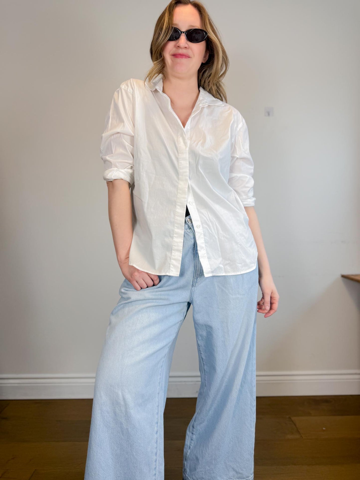 Madewell "The Harlow Wide-Leg Jean in Light Wash" (Size 32)