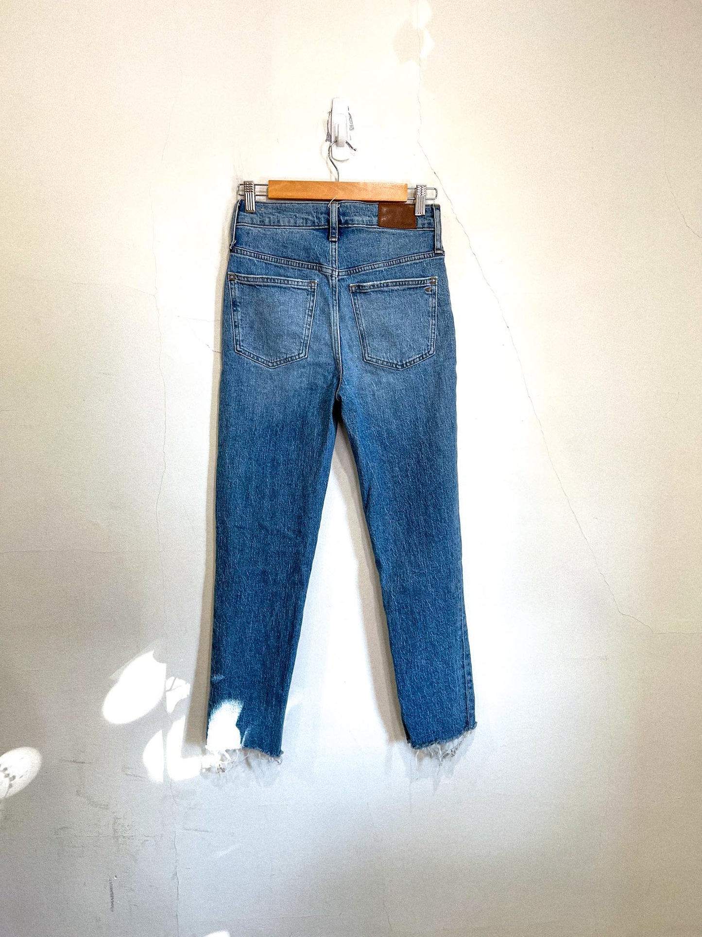 Madewell "The Perfect Vintage Jean" in Medium Wash (Size 25)