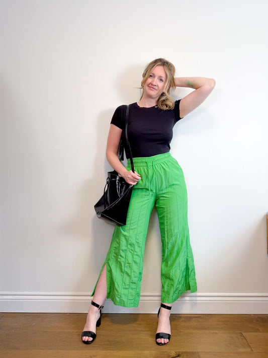 FRAME "Lattice-Trimmed Silk-Blend Wide-Leg Pants in Green" (Size L)