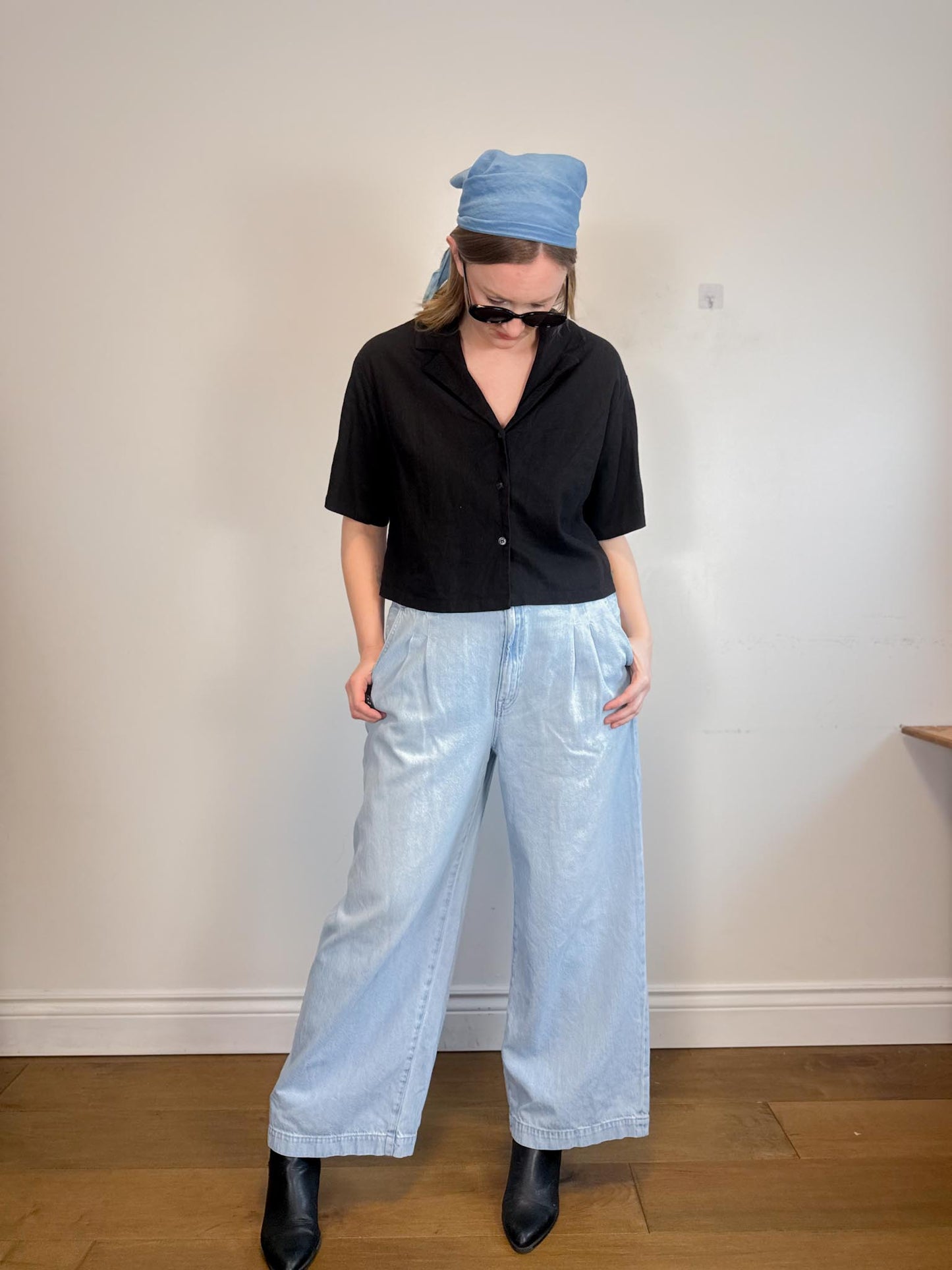 Madewell "The Harlow Wide-Leg Jean in Light Wash" (Size 32)