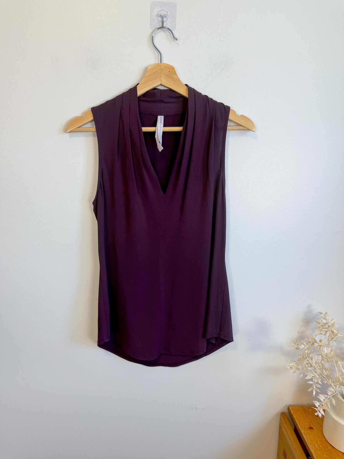 Iris Setlakwe "Matte jersey sleeveless pleated v-neck top in Berry" (Size M)