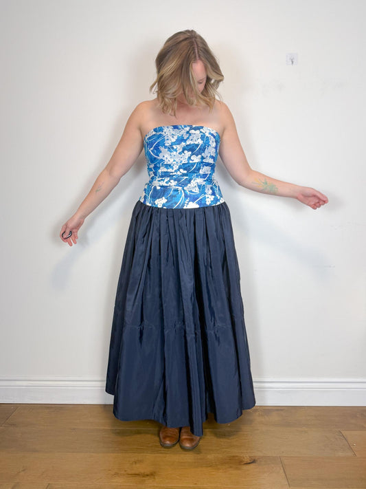 Full Maxi Skirt in Navy (Size L)