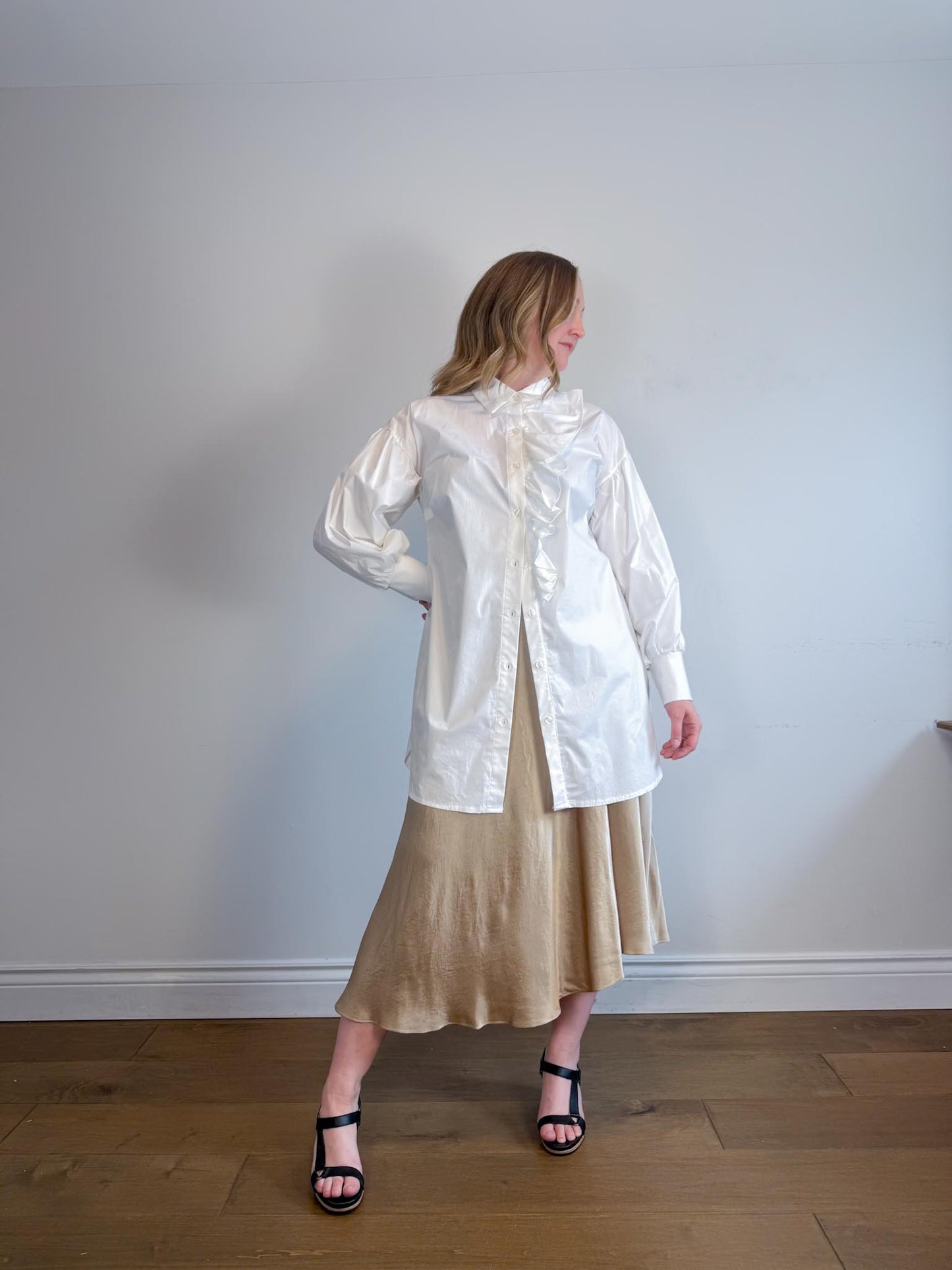 RINASCHIMENTO Long Ruffled Blouse in White (Size L)