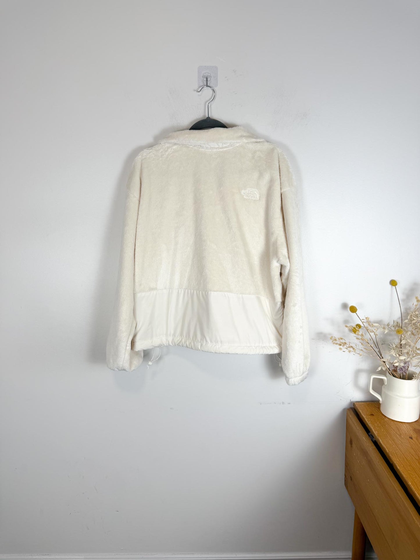 North Face Fleece Pullover Sweater in White (Size L)