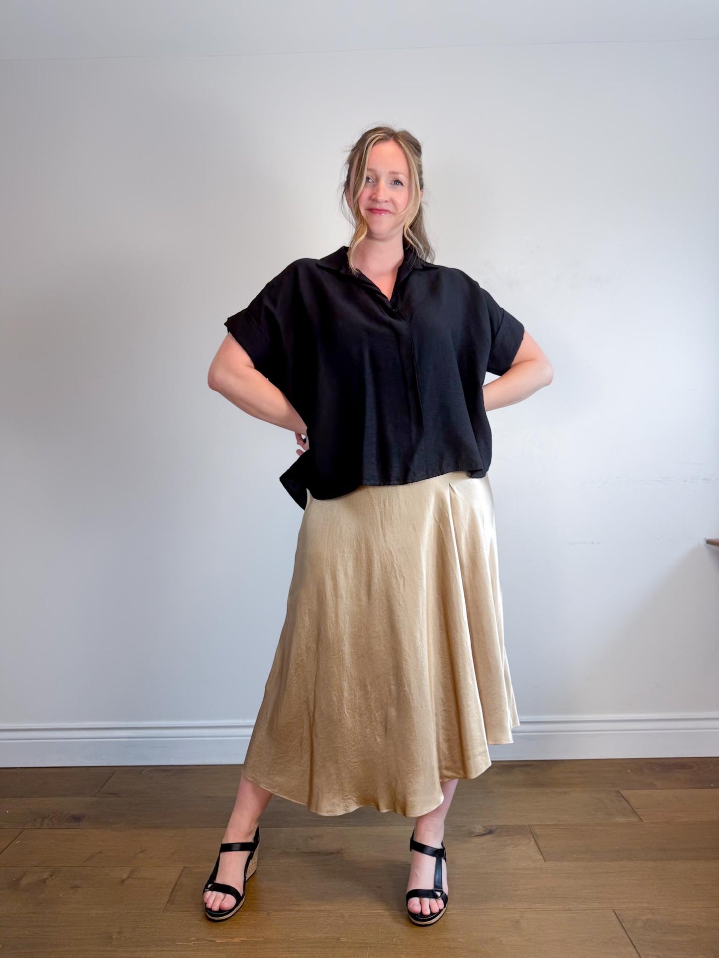 Banana Republic Cotton Poplin Popover Tunic in Black (Size S/M)
