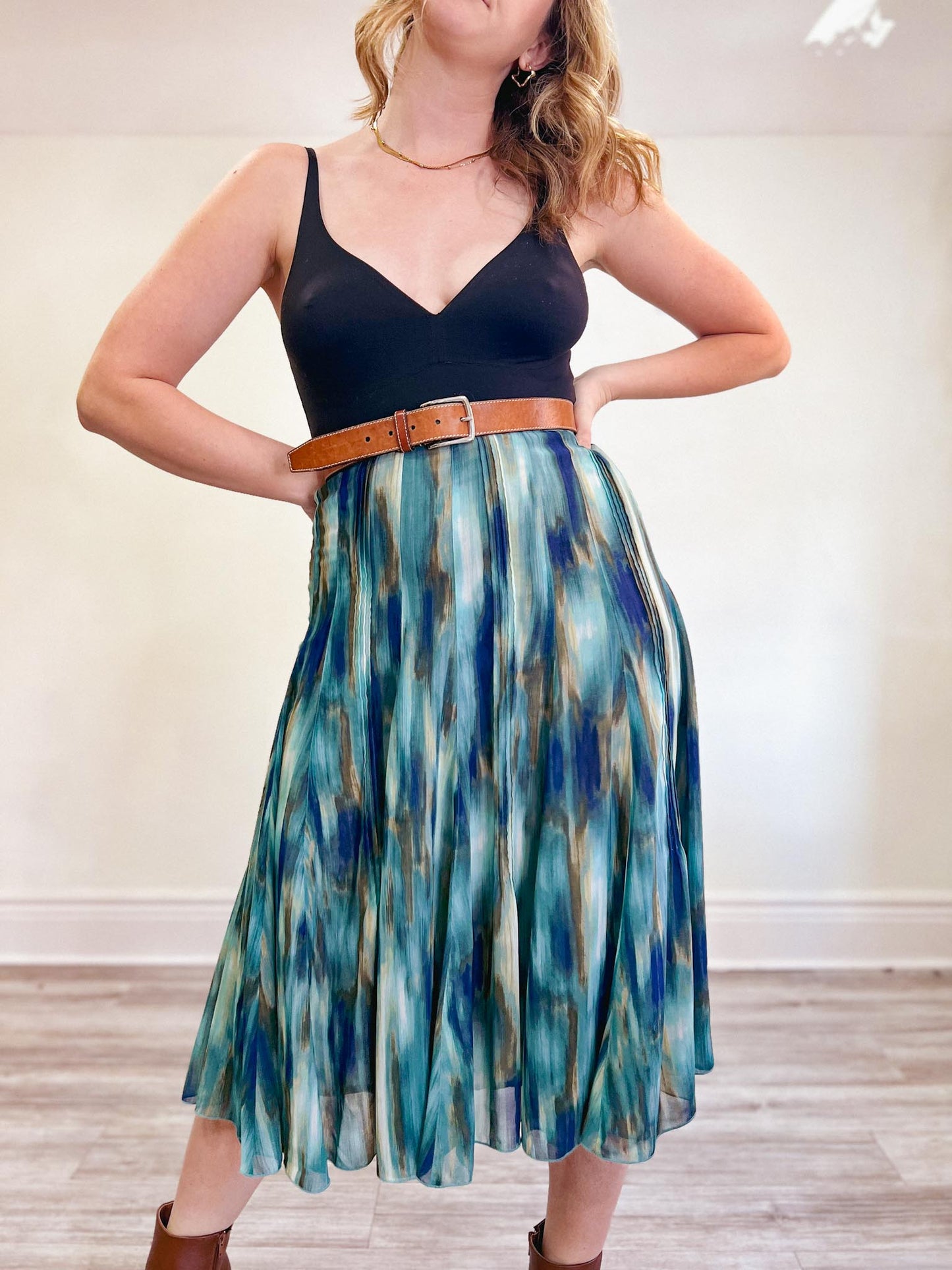 Multi-Colour Teal Flowing Midi Skirt (Size M/L)