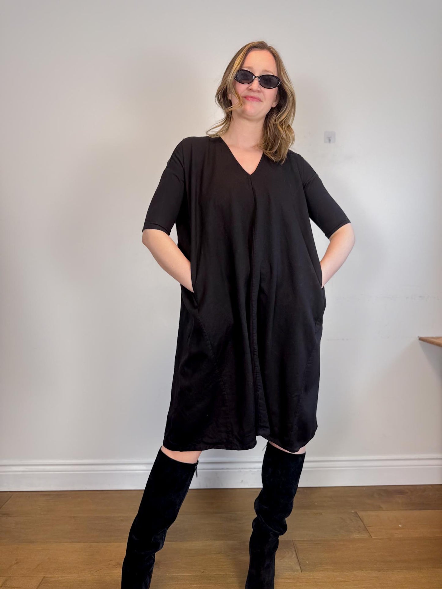 ALI GOLDEN Sustainable "Full Dress with Pockets in Black" (Size XS-M)