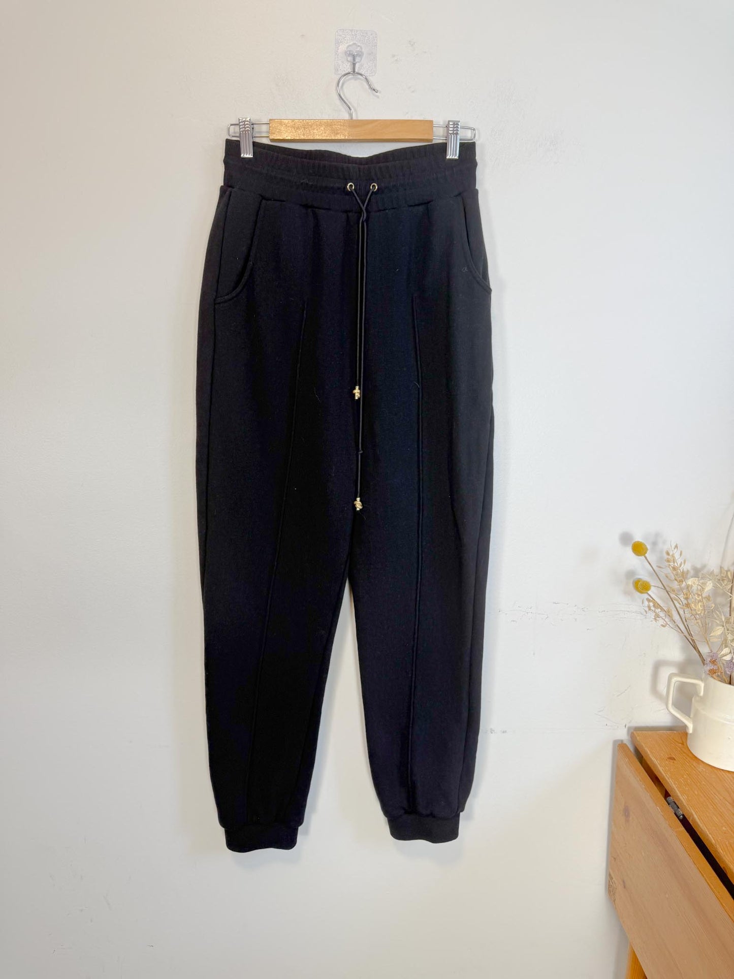 AJE "Flores Trackpant in Black" (Size S)