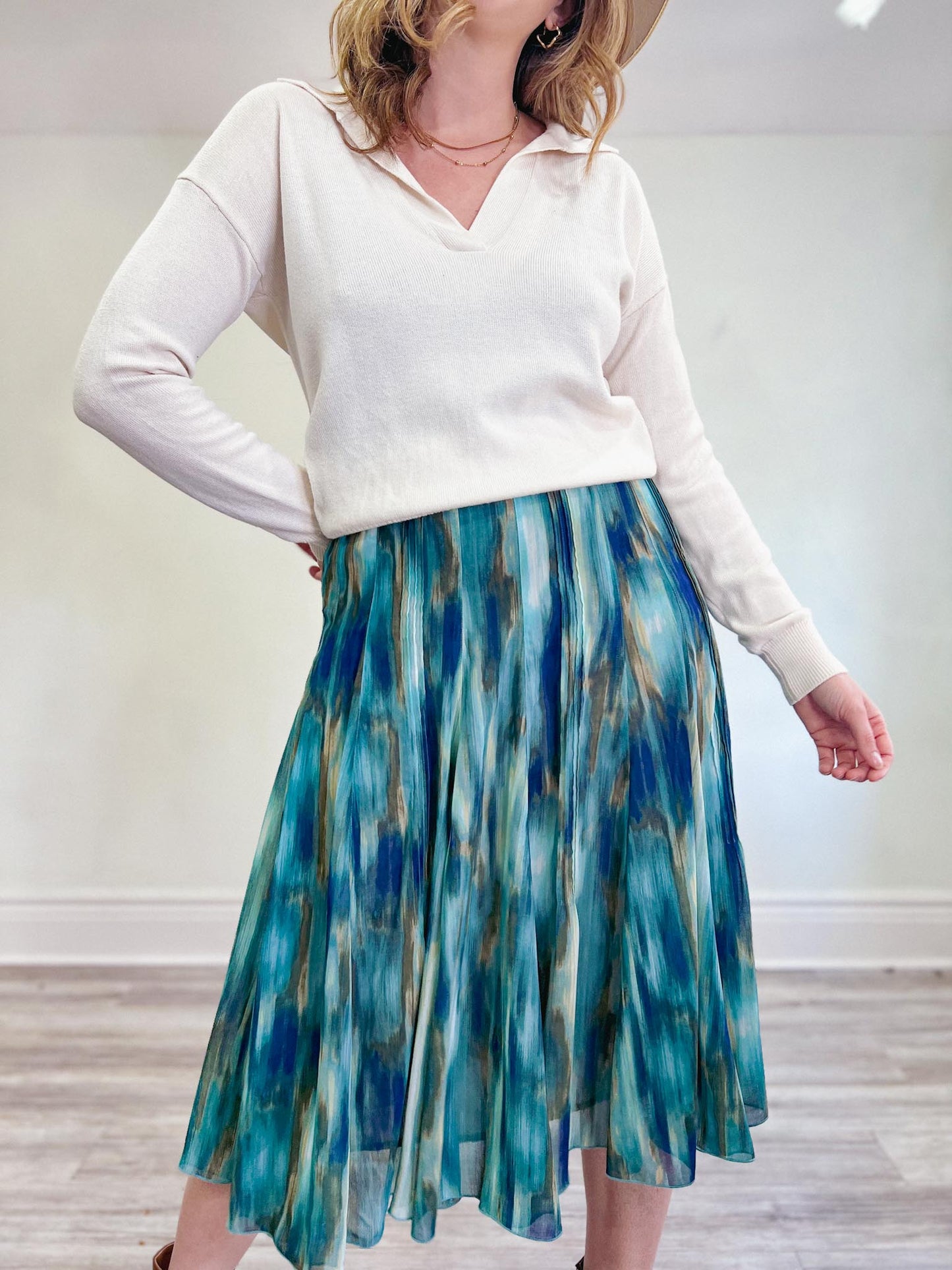 Multi-Colour Teal Flowing Midi Skirt (Size M/L)